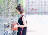 在大学里可以偷偷用无人机做这种事