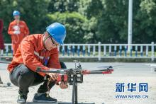 常州供电公司无人机首次放线 助力电网建设