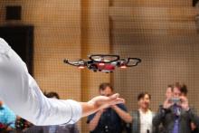 大疆推出迷你无人机Spark：手势操控 3299人民币起售