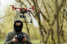 无人机开始实名制了，我们替想要带证上天的各位体验了下注册通道“挤不挤”