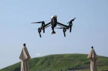 父亲节礼物新升级 现在流行送老爸们无人机