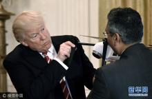 特朗普在白宫参加新兴技术峰会 对无人机颇有兴趣