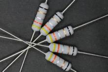 一项科技使美军学苍蝇，昆虫无人机有人工大脑，将在中国着陆