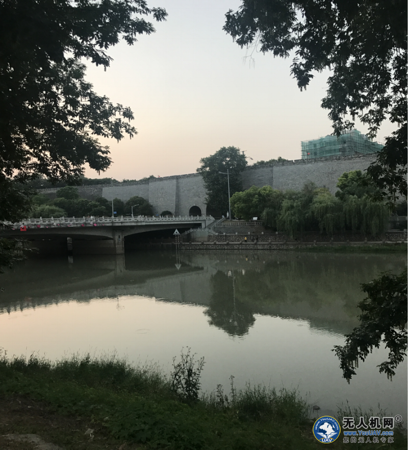 傲翼乔迁 锦上添花