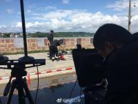 湘西特警使用无人机喊话被困群众