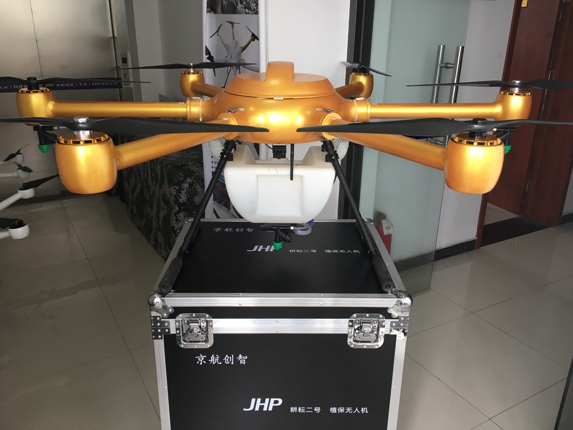 耕耘二号农业植保机