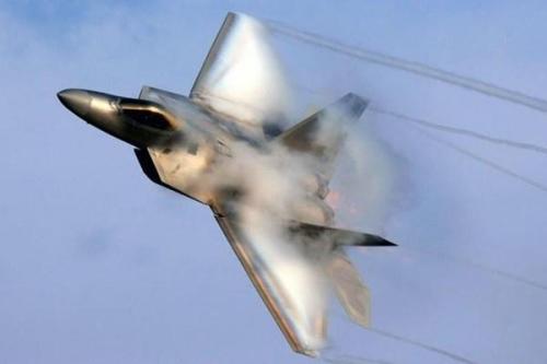 美军专家实话实说：隐身战机没有无人机实用！