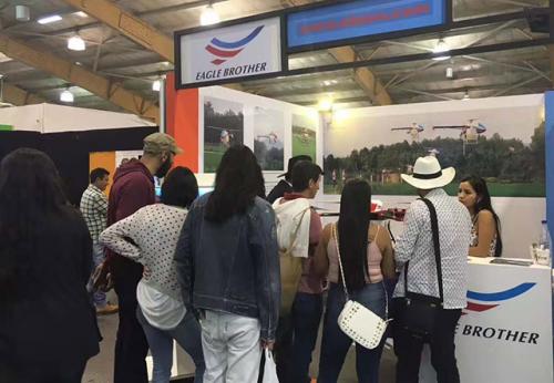 哥伦比亚国际农业畜牧展 天鹰兄弟植保无人机吸引眼球