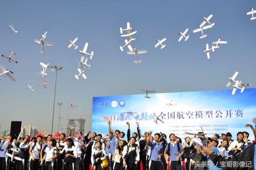 如果年轻十岁一定搞个航模玩玩 近期搞个无人机学学航拍