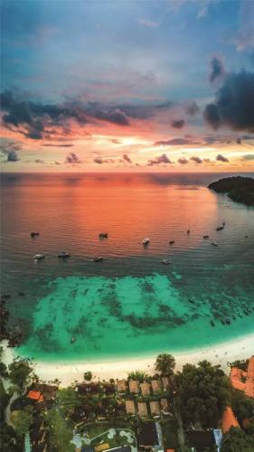 飞手 | 航拍，让我不顾功利地沉迷