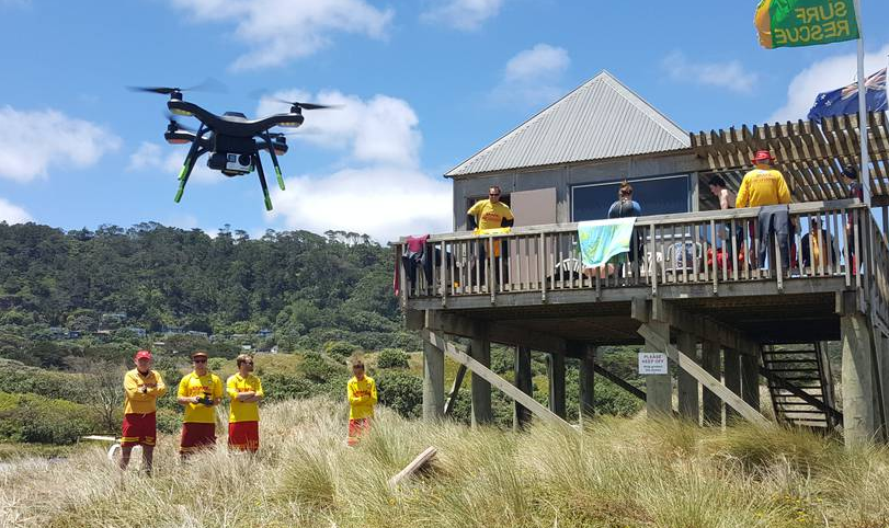 多国使用无人机用于海边应急救援