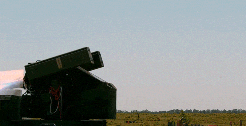 38000美元的导弹打击无人机--效果不错就是太烧钱