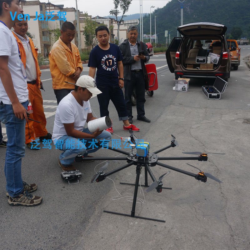 泛驾智能 八旋翼电力架线无人机