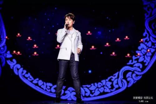 昨晚，200架无人机“架起”鹊桥