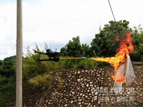 百色供电：无人机喷火清障