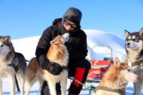 拥有7架无人机的他，游历了半个地球拍下这些作品