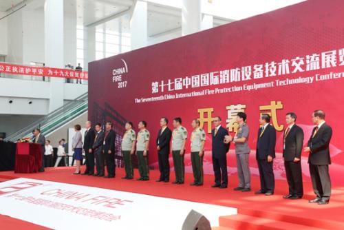 【智慧安防】雄鹰系列无人机惊艳亮相2017北京消防展