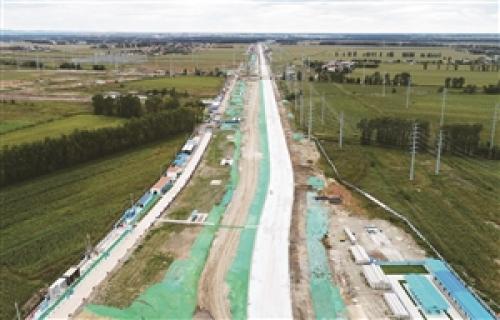 腾飞大路“名副其实” 无人机参与建设