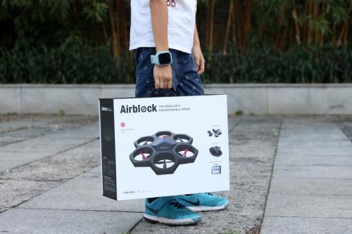 会变形的孩子专属无人机Airblock，更多玩法，更有意义