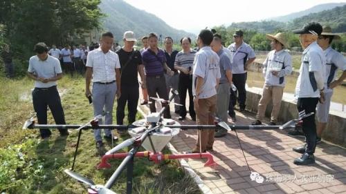 珠海农用无人机助力推动广东梅州农机产业化进程