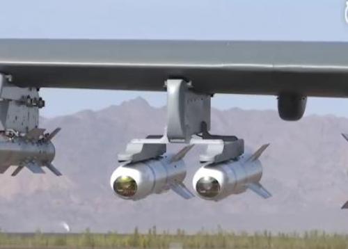 厉害了！中国彩虹5无人机实弹打靶画面曝光