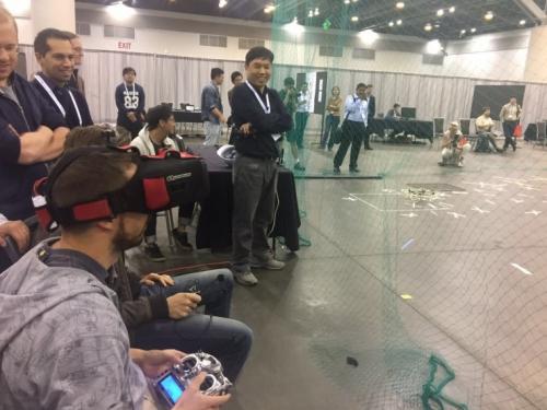 玩无人机，机器和人差多远？ | IROS 2017