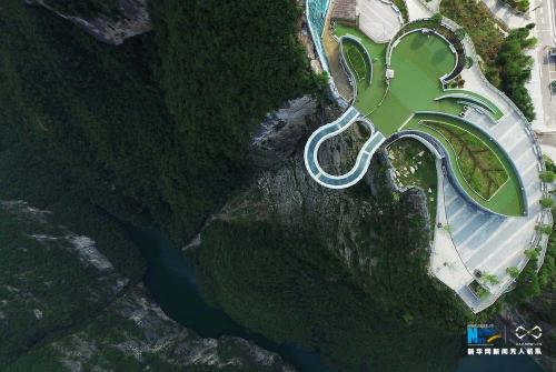 无人机之旅|玻璃桥上跳芭蕾 N个爱上“桥都”重庆的航拍在这儿