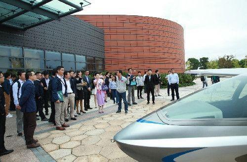 低空数字化应用基地揭牌 5G将让无人机和谐飞行