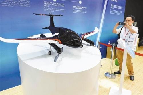 顺丰无人机首次亮相，载重10公斤航程可达120公里