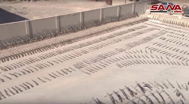 无人机成堆枪支弹药无数：叙政府军缴获IS惊人数量物资