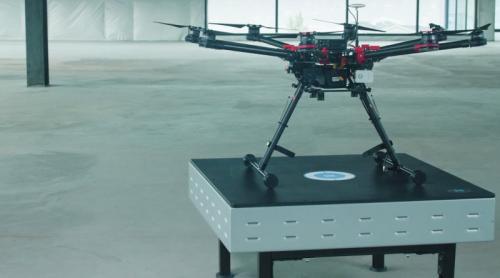 WiBotic 无人机无线充电板面世降落即充不是梦