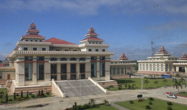 缅甸警方逮捕在其议会大厦飞无人机的外国记者