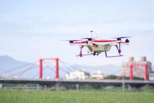 【台湾巡演】水路两栖植保无人机，翱翔在宝岛台湾的碧草蓝天