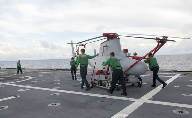 MQ-8 火力侦察兵系列 垂直起飞无人机