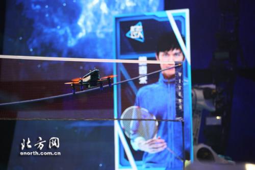 津产智能无人机"憋大招" 宣战羽毛球王子鲍春来