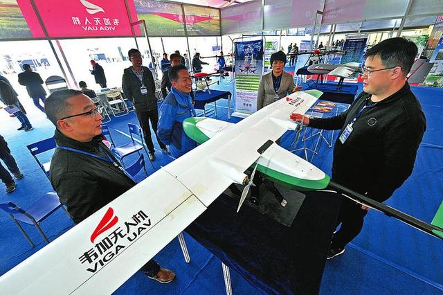 无人机让现代农业“飞”起来