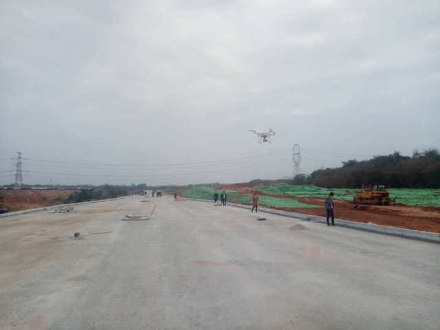 榔梨街道启动无人机巡查大气污染活动