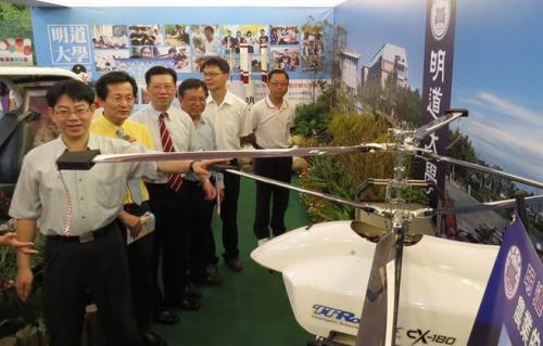 云端农业来临 无人机会赶鸟也会「巡田水」