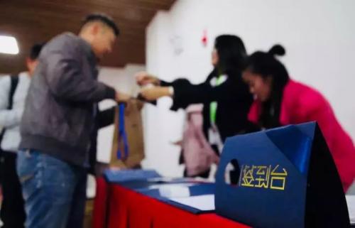 XAAC 新疆年度大会，极飞给合作伙伴带来了哪些惊喜？