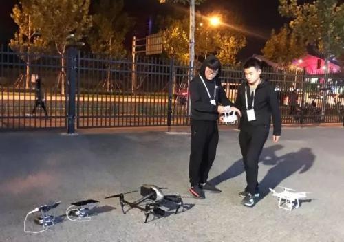 你的双11在买买买，而他们在拍拍拍