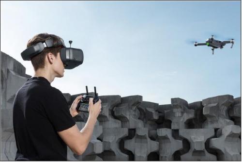 大疆推出飞行眼镜竞速版 售价3599元起