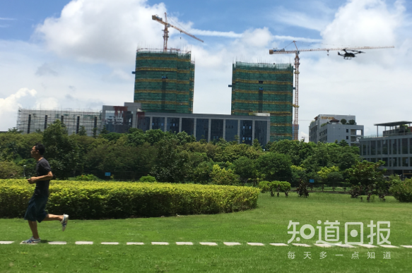 如何进行无人机定位功能设计与测试？