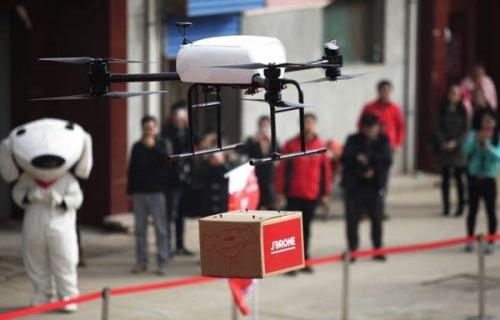 刘强东：京东无人机可用来喷洒农药 造福农民