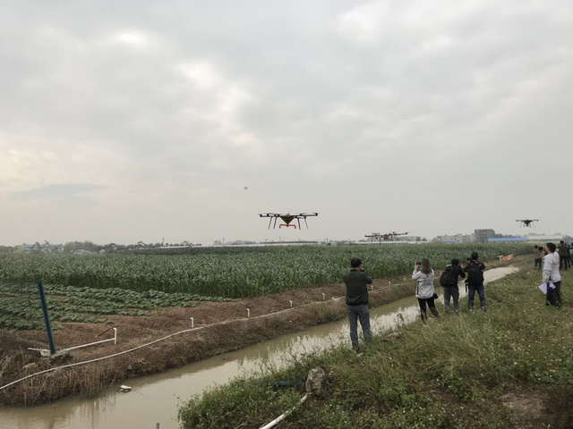 广东在全国率先推出流动式共享农用无人机服务站