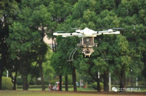 揭秘 | 自古英雄出少年，无人机捕手的“炸机故事”