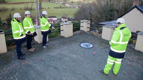 无人机「穿针引线」互联网建立竟靠它？