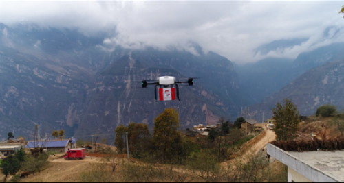 京东无人机四川“悬崖村”起航 无人机流动诊所正式投用