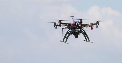 无人机撞上美国军用直升机 直升机轻微损坏无人机完全损毁