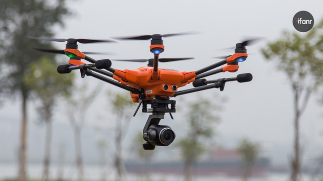 体验 YUNEEC H520：航拍新手也能轻松操控的行业级无人机