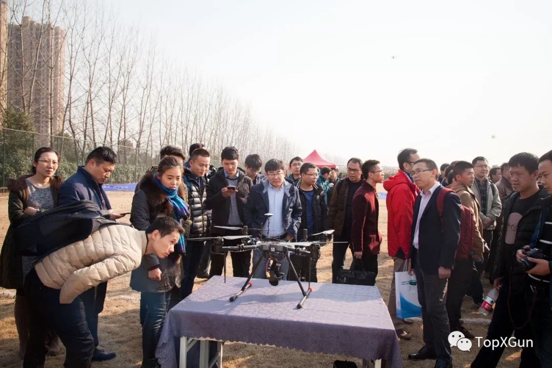 2017智能无人机控制系统峰会圆满举行！